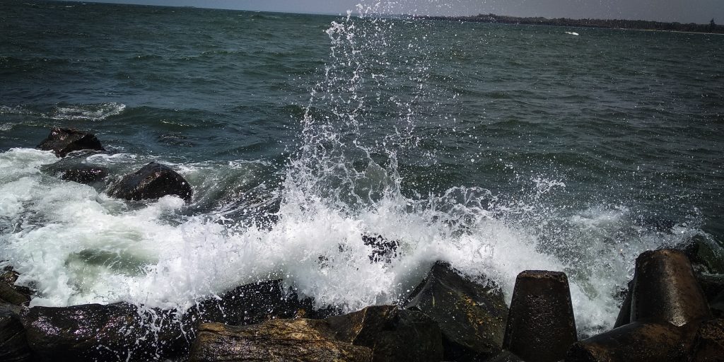 beachside hotels in Malvan