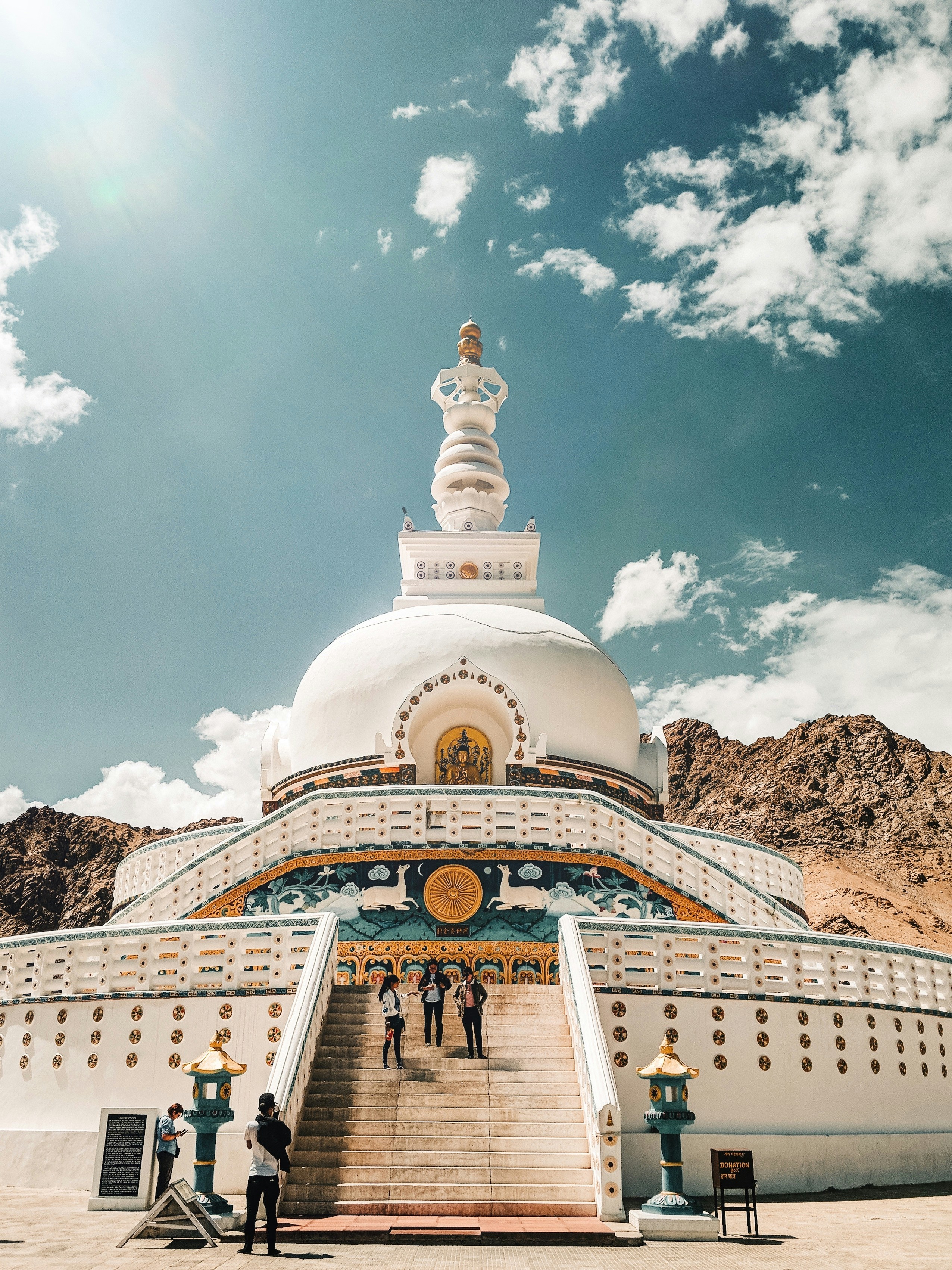 Leh Travel Guide