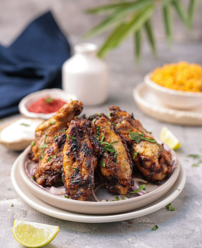 A plate of juicy chicken wings 