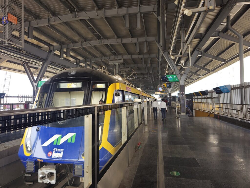 Mumbai–Navi Mumbai Airport Metro