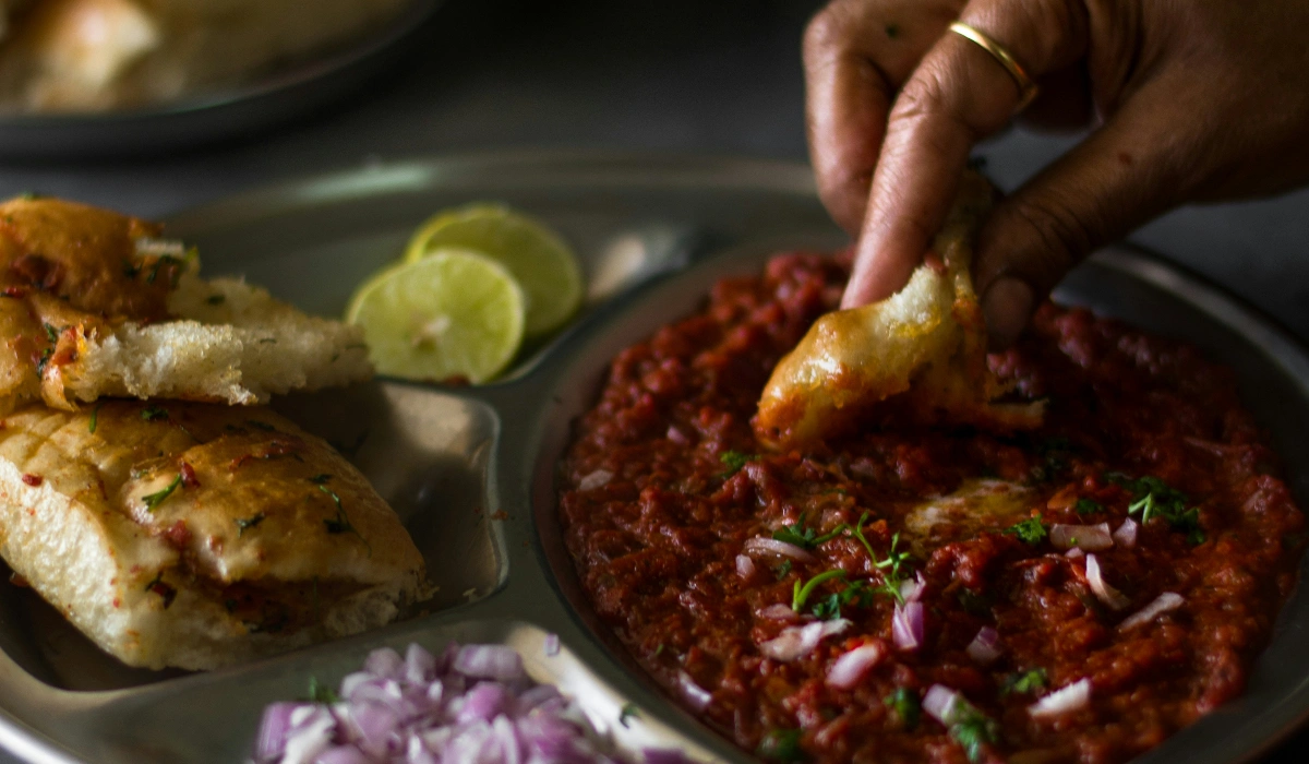 5 Best Pav Bhaji Places In Pune to Try In 2025