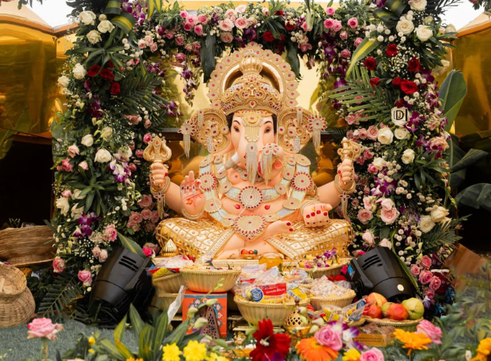 Moving Bappa image