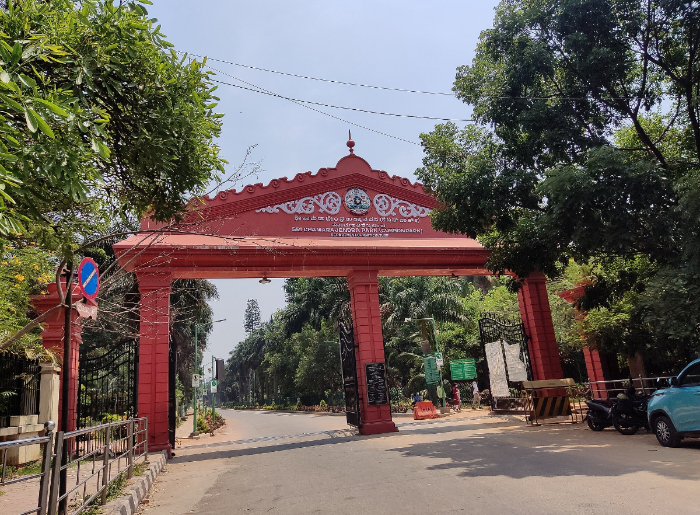 How To Reach Cubbon Park