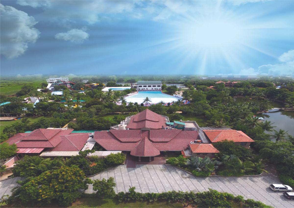 Palm Greens Club Resort