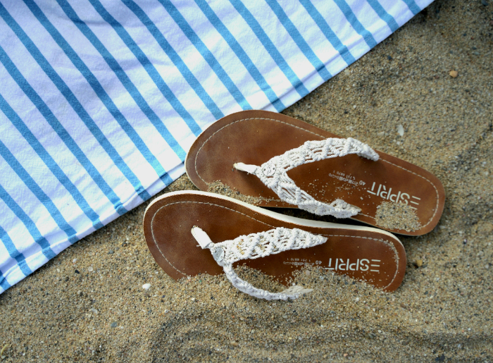 How To Travel With Just One Pair Of Shoes