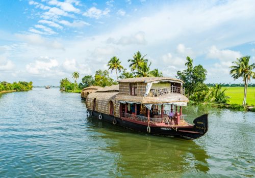 8 Houseboat Stays In India
