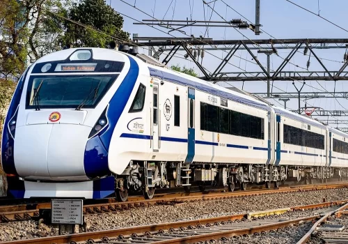 Maharashtra Welcomes 13th Vande Bharat